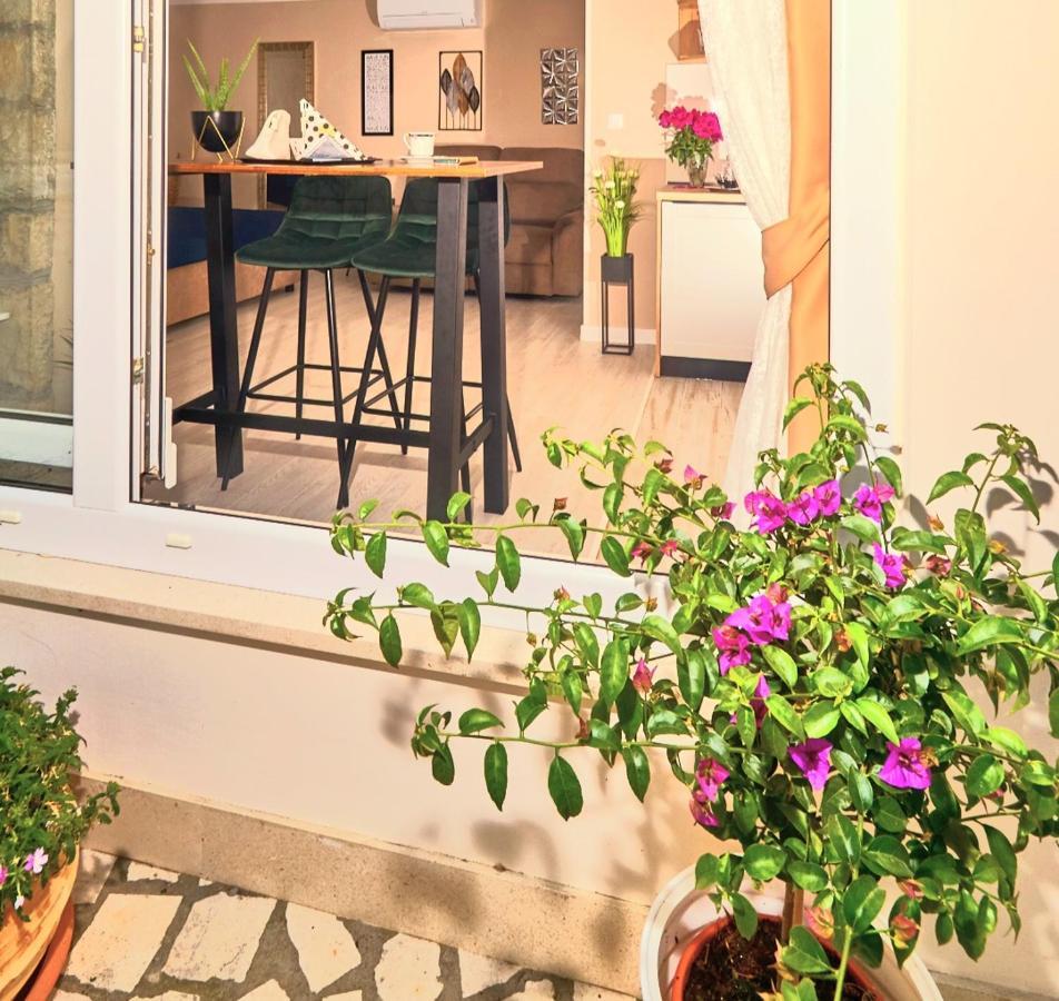 Apartment By The For 2
