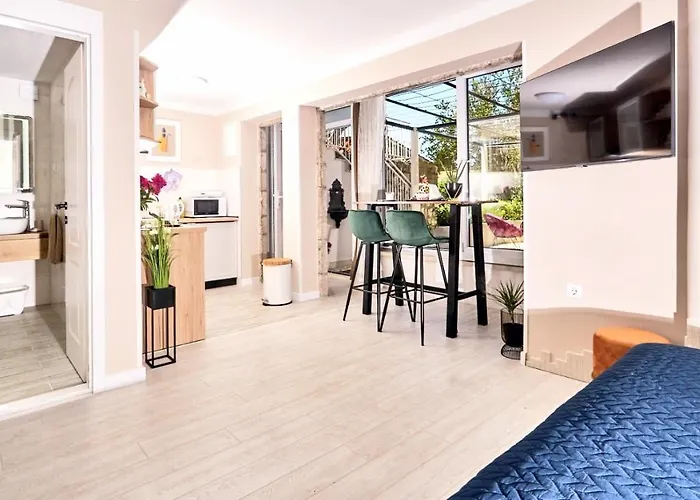 Suite By The Beach For 2